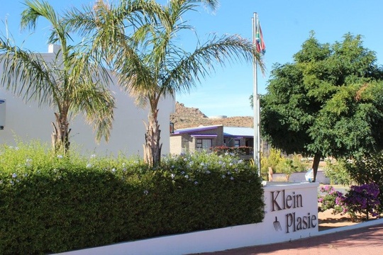 Kleinplasie Entrance.